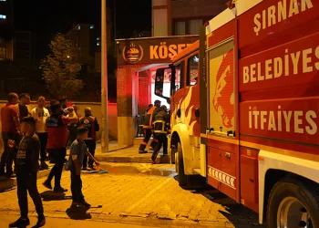 Şırnak’ta pastanede korkutan yangın