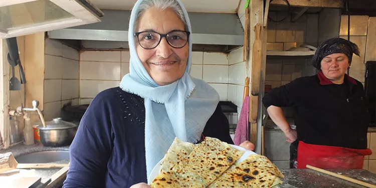 Gülsüm ana Kazdağları’nda 22 yıldır konuklarını ağırlıyor