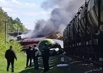 Rusya’da yük treni raydan çıktı