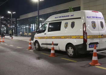 Sokaktakilerle tartıştı, balkonda vurularak ağır yaralandı