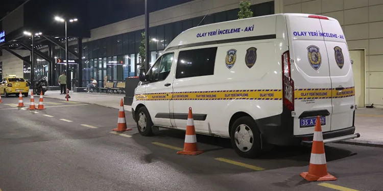 Sokaktakilerle tartıştı, balkonda vurularak ağır yaralandı