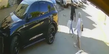 Eski sevgilisi nişanlanınca otobüsle gelip öldürmüş
