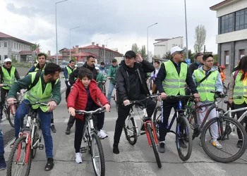 Kars’ta 11.Yeşilay Bisiklet Turu