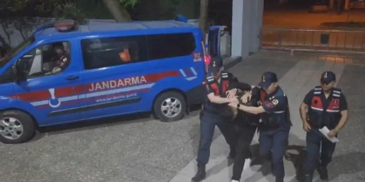 Taksi şoförünü bıçaklayan zanlı tutuklandı