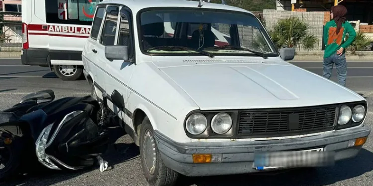 Yan yolda korkutan kaza