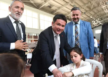 Satranç turnuvasında ilk hamle Başkan Aydın’dan