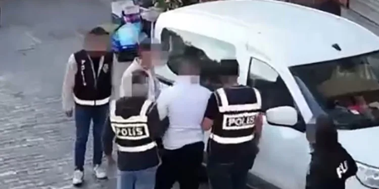 Aranan şahıslara yönelik 124 adrese baskın