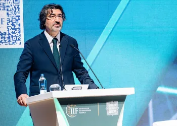 “Finans sektörü iklim risklerine yüksek oranda maruz kalıyor”