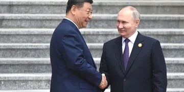 Putin ve Xi Pekin’de bir araya geldi