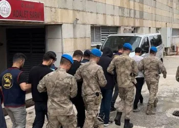Elazığ merkezli 5 ilde dolandırıcılık ve hırsızlık operasyonu