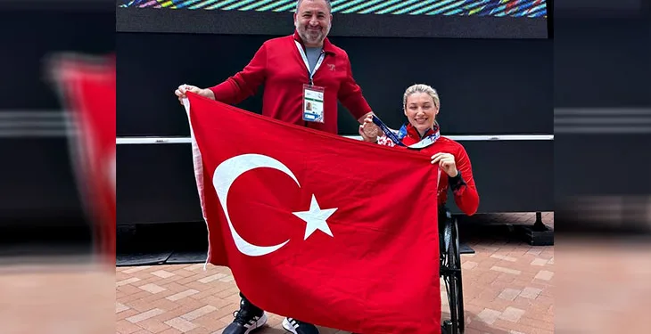 Milli sporcusu 3 bronz madalya kazandı