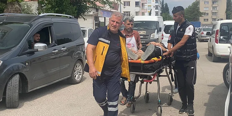 Elektrikli bisiklet devrildi: 1 yaralı