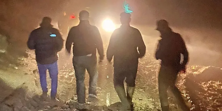 Aydos yaylasında mahsur kalan 6 kişi kurtarıldı