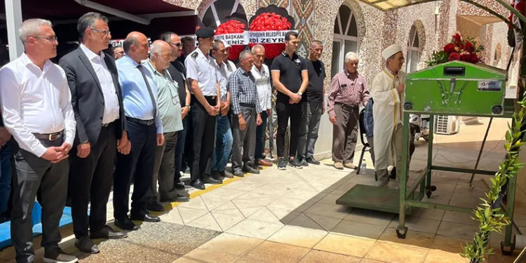 Kendi yaptırdığı camiden son yolculuğuna uğurlandı