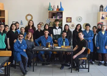 İyilik engelleri aşıyor