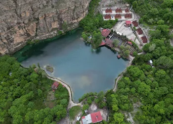 Yedi Göller turistleri büyülüyor