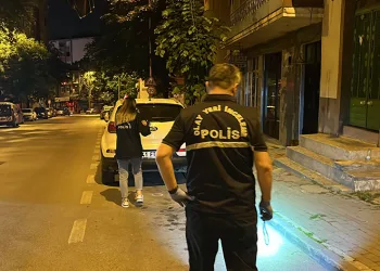Asker eğlencesinde silahlı ve bıçaklı kavga