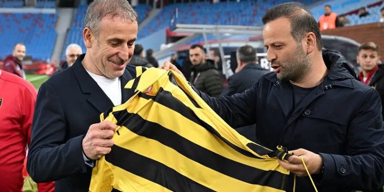 İstanbulspor Teknik Direktörü Osman Zeki Korkmaz: “Tekrar geri dönmek için skor üretmeye odaklanacağız”