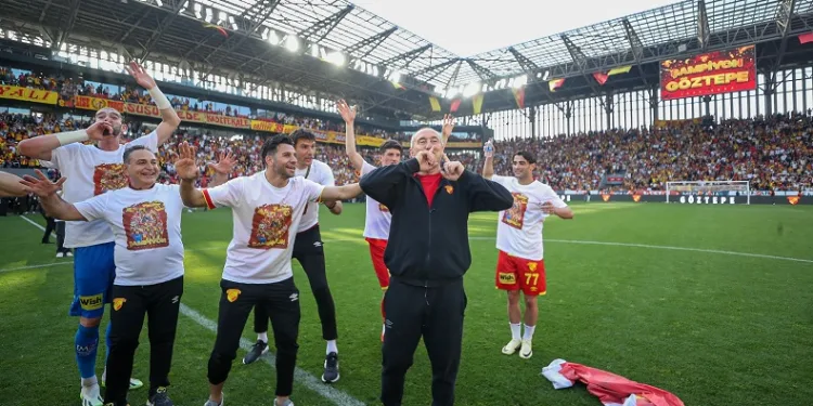 Göztepe’de Süper Lig'in mimarı: Stanimir Stoilov