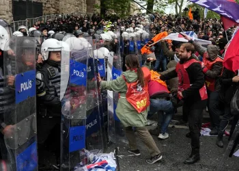 Saraçhane'de 1 Mayıs gerginliği fotoğraflara yansıdı