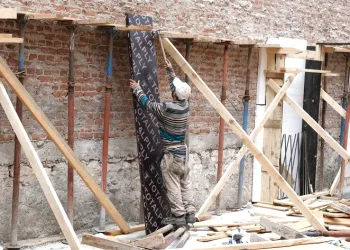 İnşaat ve temizlik işçileri 1 Mayıs’ı çalışarak geçirdi