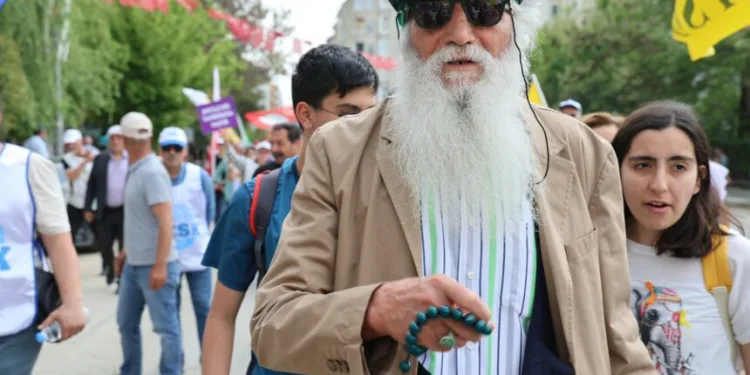 Elazığ’da 1 Mayıs kutlandı