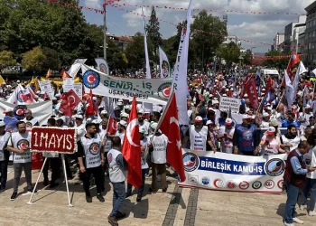 Uşak’ta 1 Mayıs Emek ve Dayanışma Günü etkinliklerle kutlandı