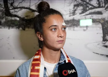 Galatasaray Kadın Futbol Takımı Kaptanı Emine Ecem Esen: "Kupayı kaldıracağız"