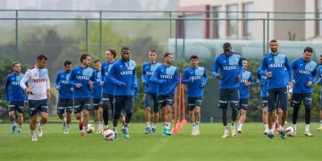 Trabzonspor üçüncülük için avantaj sağlamak istiyor