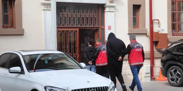 Erdek merkezli dolandırıcılık şebekesinin inanılmaz yöntemi