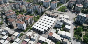 Bursa'da Bağlaraltı Pazar Alanı gün sayıyor