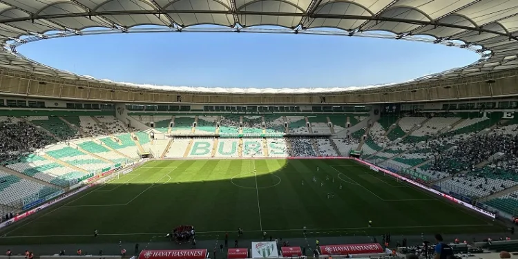 Bursaspor son maçını seyircisiz oynayacak