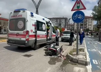 Aksaray’da motosikletten düşen genç yaralandı
