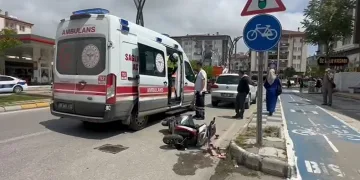 Aksaray’da motosikletten düşen genç yaralandı