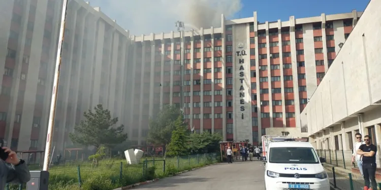 Trakya Üniversitesi Tıp Fakültesi Hastanesi’nde yangın