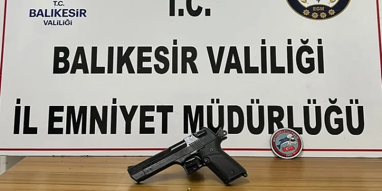 Aranan 33 şahıs yakalandı