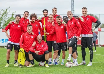 Samsunspor-Trabzonspor maçı kapalı gişe