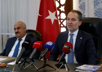 Erbakan: "İsrail ile ticaretin kesilmesi olumlu"