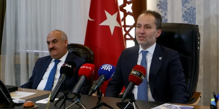 Erbakan: "İsrail ile ticaretin kesilmesi olumlu"