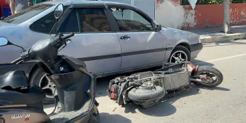Otomobille motosiklet çarpıştı: 1 yaralı