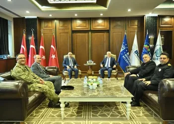 Bursa Valisi'nden Başkan Bozbey'e ziyaret