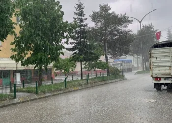 Kastamonu’da dolu yağdı