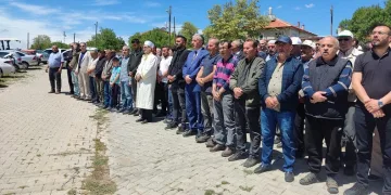 Beyşehir’de çiftçiler yağmur duasında