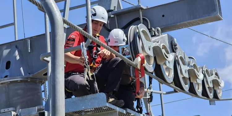 Fethiye Babadağ’da teleferik tatbikatı