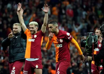 Maç sonu 3’lüsü Hakim Ziyech’ten