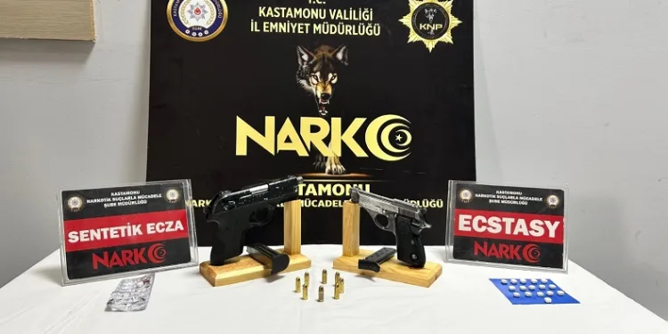 Kastamonu’da uyuşturucu operasyonu: 5 gözaltı