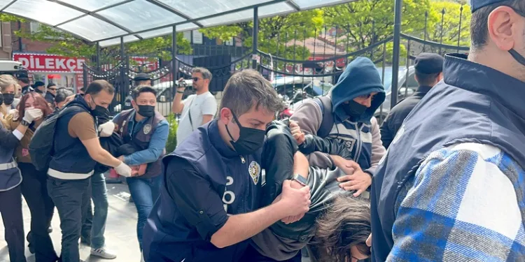 1 Mayıs eylemi 5 şüphelisi serbest bırakıldı