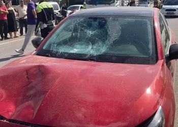 Otomobil ile motosiklet çarpıştı: 1 ölü