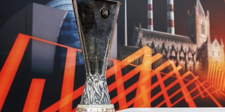 UEFA Avrupa Ligi’nde finalistler belli oluyor