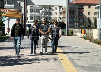 Eski sevgili cinayetinde katil zanlıları tutuklandı